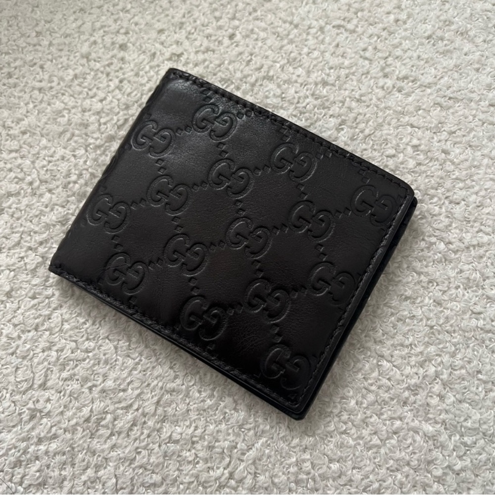 Gucci logo mens wallet